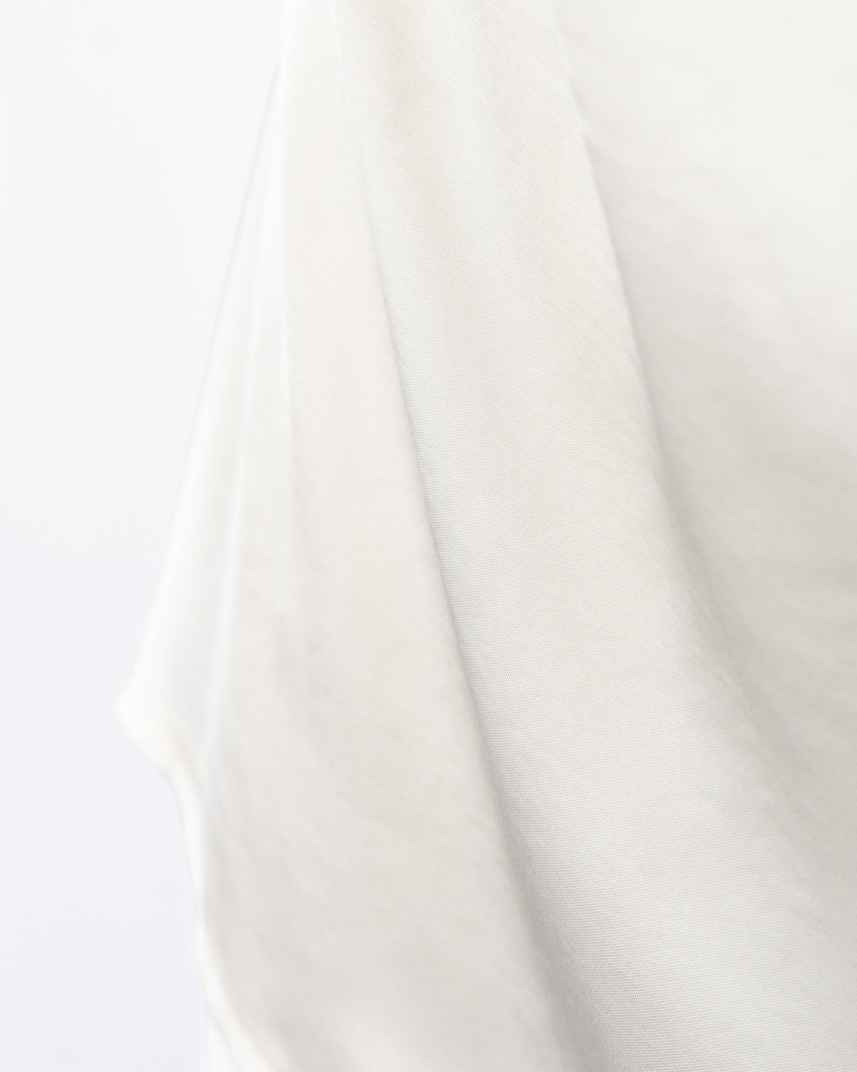 Aelora_-_Top_Elegante_100_Made_In_Italy_Emerald_Bianco_4
